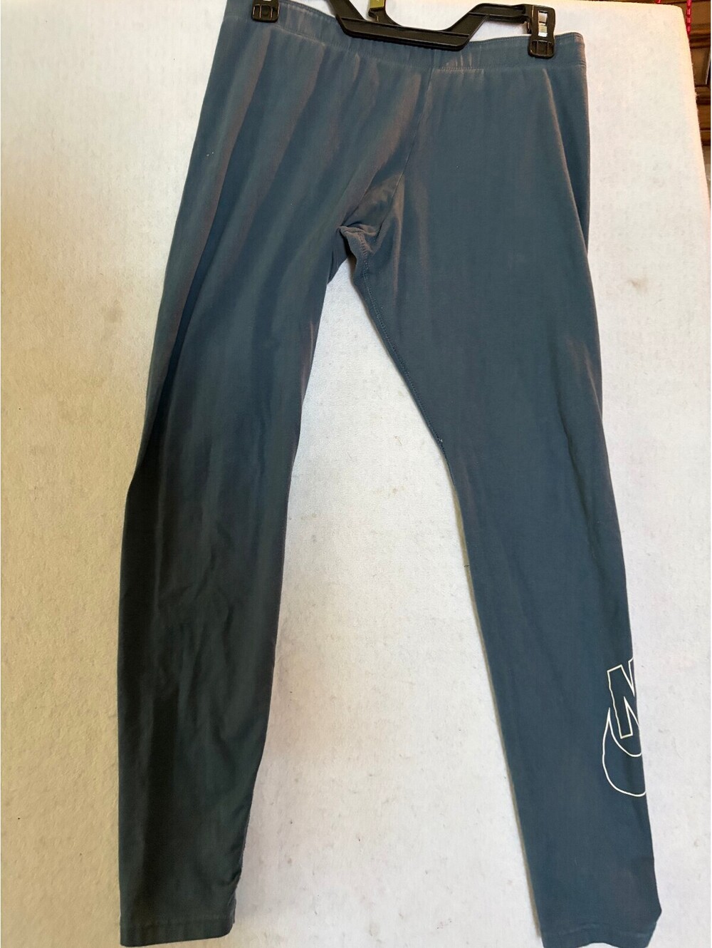Nike Women's Leggings Size Medium
